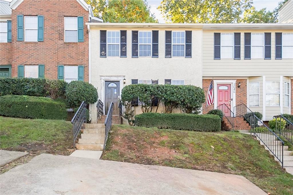 1688 Grist Mill Dr., Marietta, GA 30062