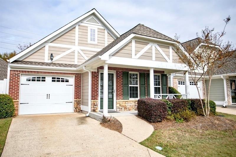 208 Abercorn Way, Woodstock, GA 30188