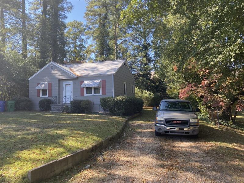 2698 Archway Ln., Atlanta, GA 30341