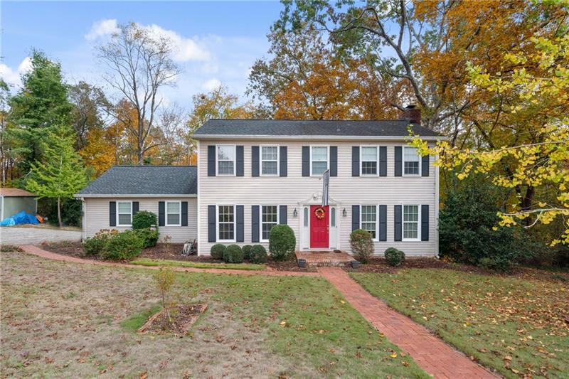 3713 Indian Springs Rd., Gainesville, GA 30506
