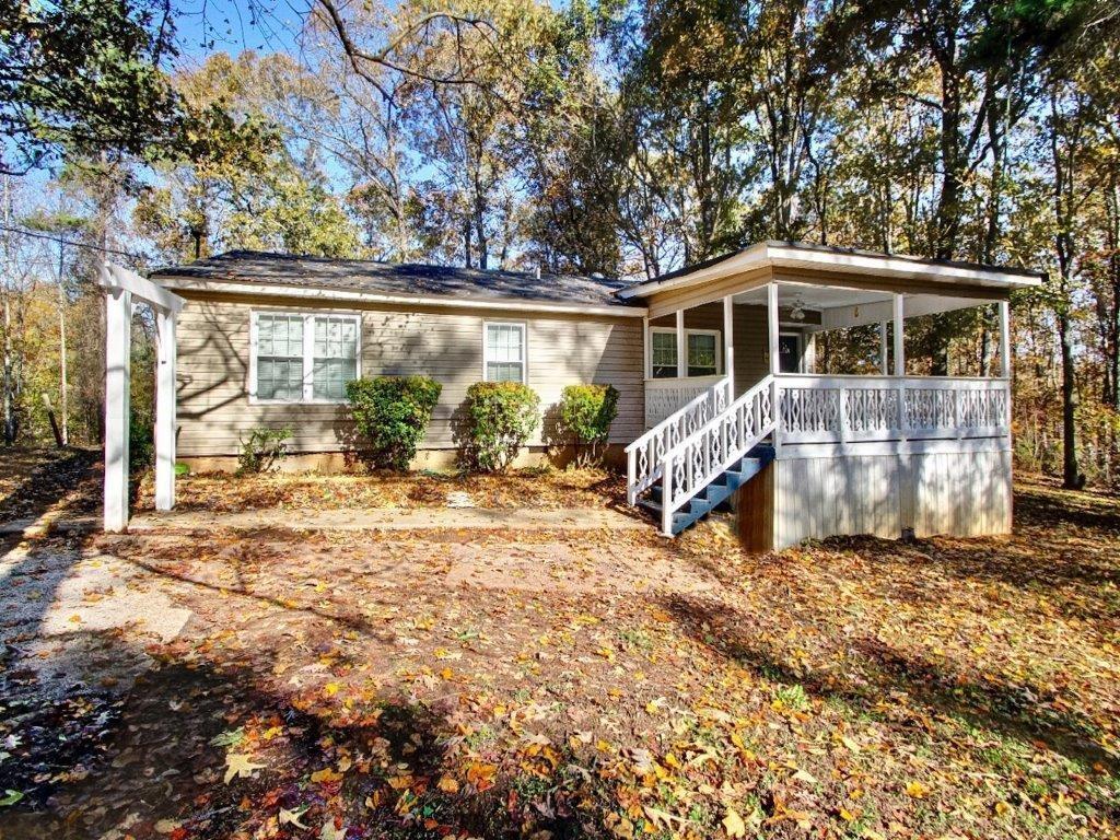 5101 N Helton Rd., Winston, GA 30187