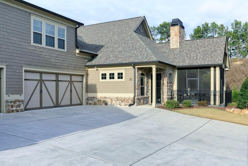82 Cedarcrest Village Ct., Acworth, GA 30101
