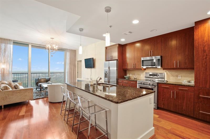 1080 Peachtree St. #3304, Atlanta, GA 30309