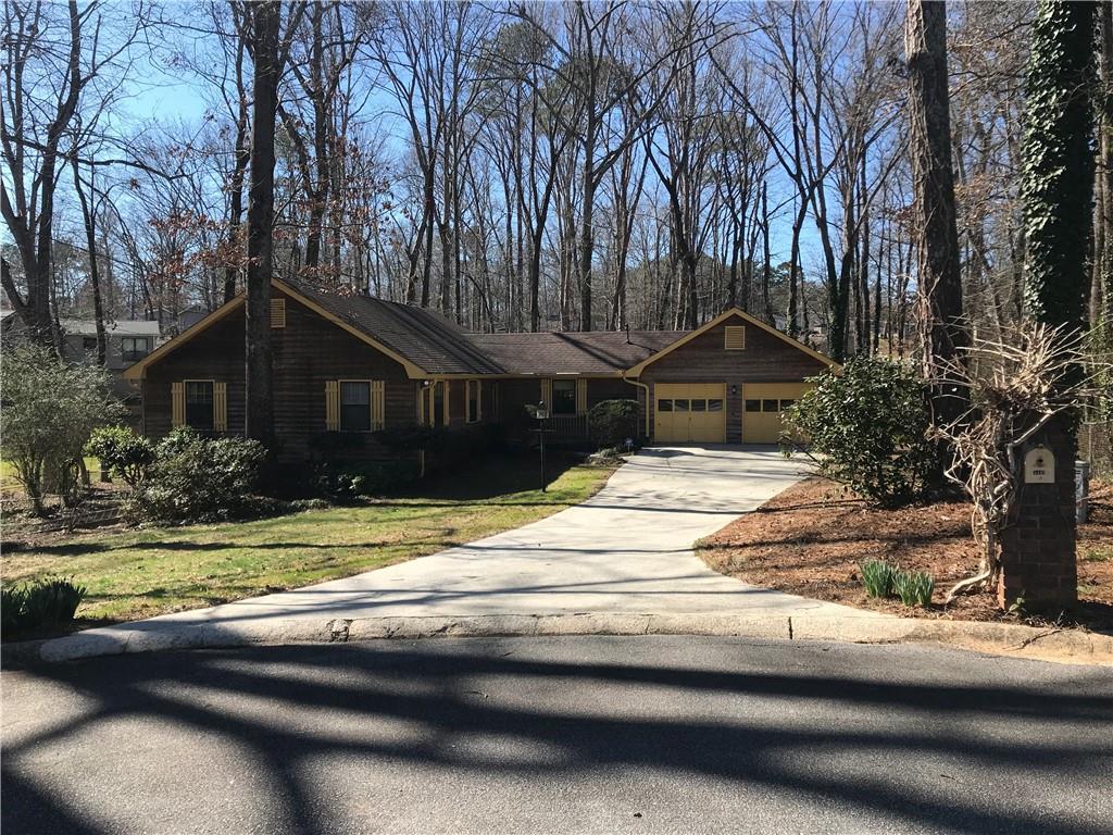 4445 Oakland Ct., Douglasville, GA 30135