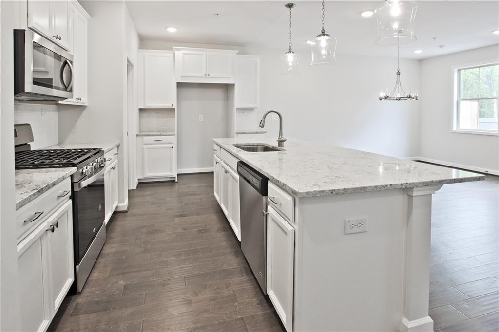 1066 Lawanna Dr. #8, Marietta, GA 30062