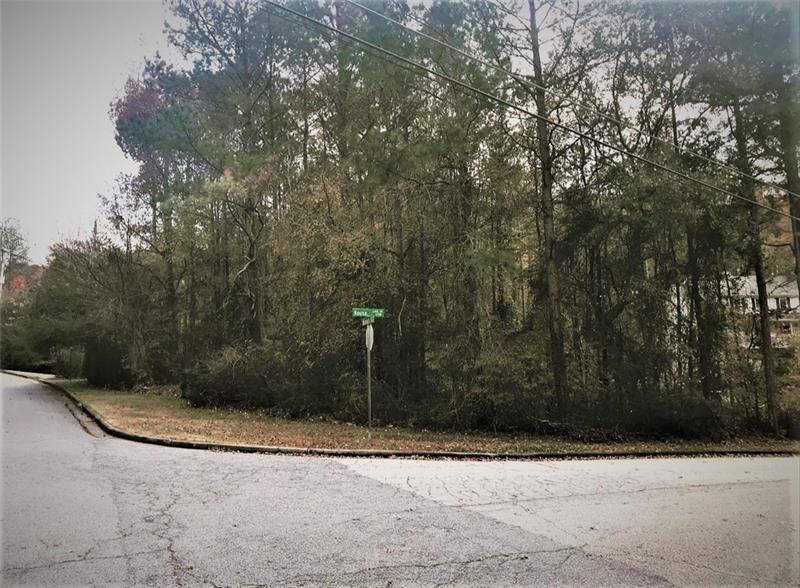 4604 Shumart Dr., Snellville, GA 30039