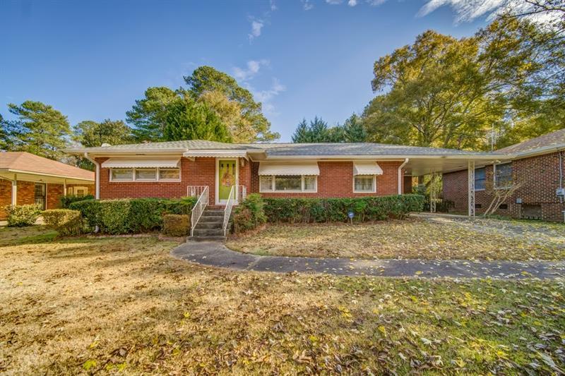 2266 Collins Dr., East Point, GA 30344