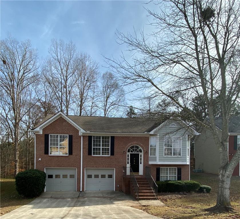 390 Oak Vista Ct., Lawrenceville, GA 30044