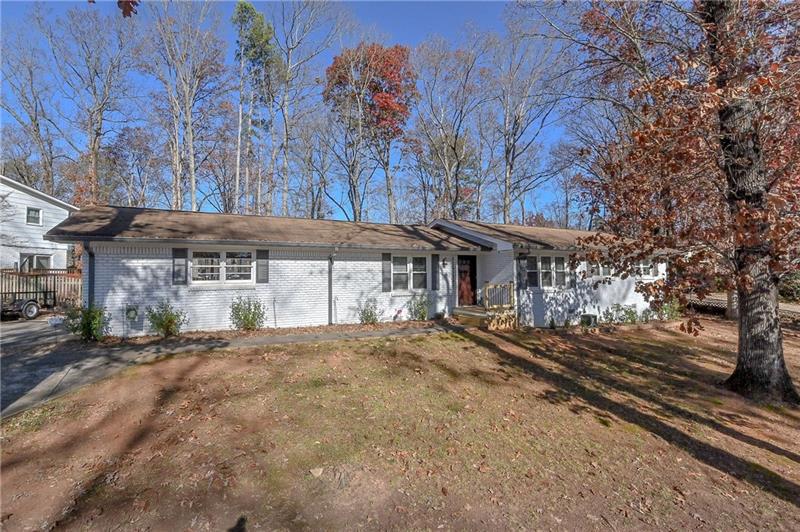 3720 Hickory Cir., Smyrna, GA 30080