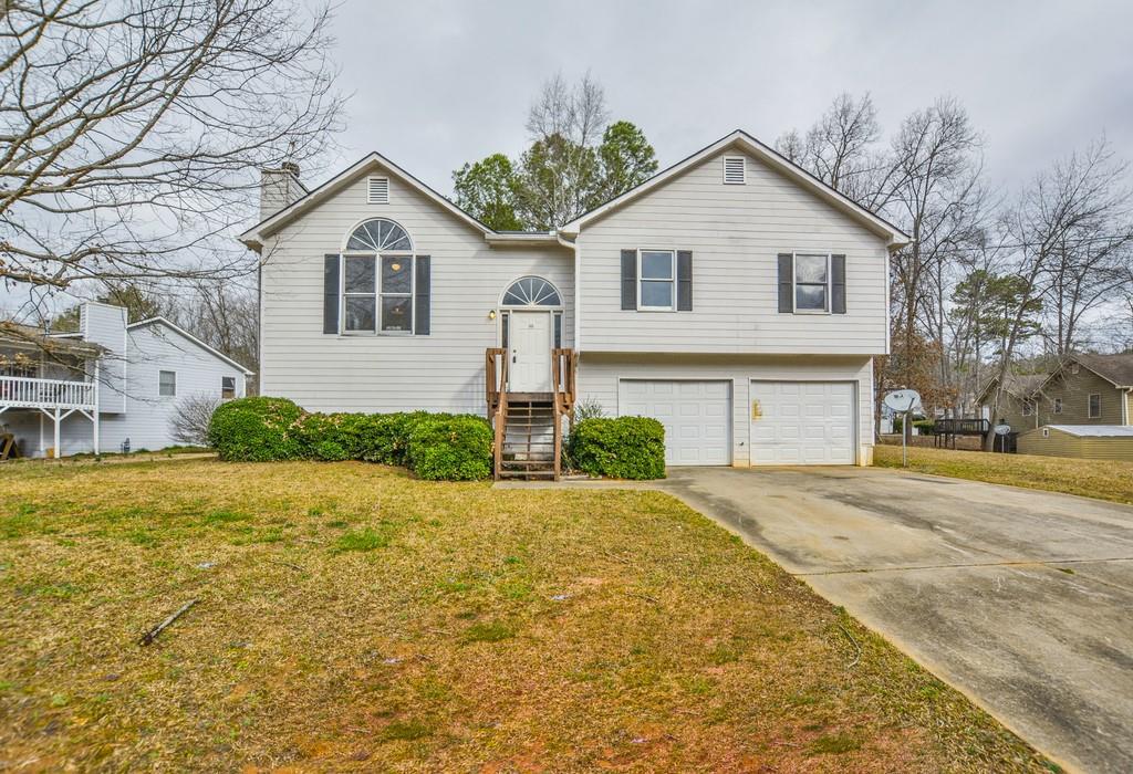 300 Silverthorne Cir., Douglasville, GA 30134