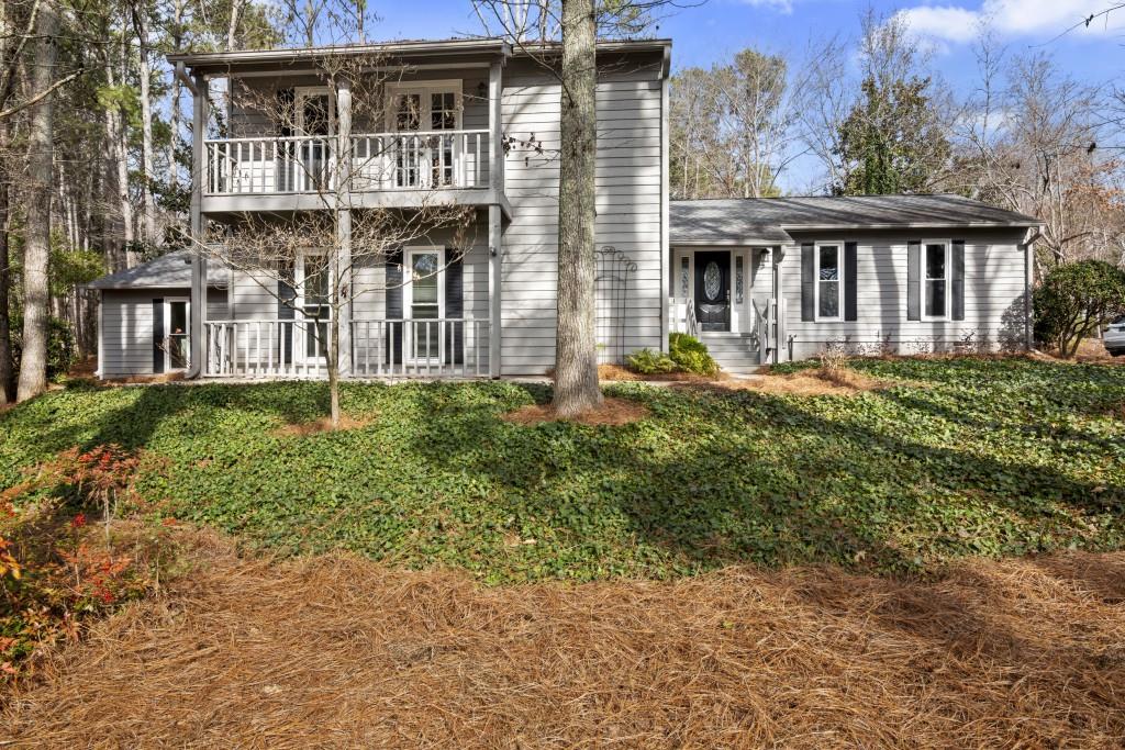 2673 Chimney Springs Dr., Marietta, GA 30062