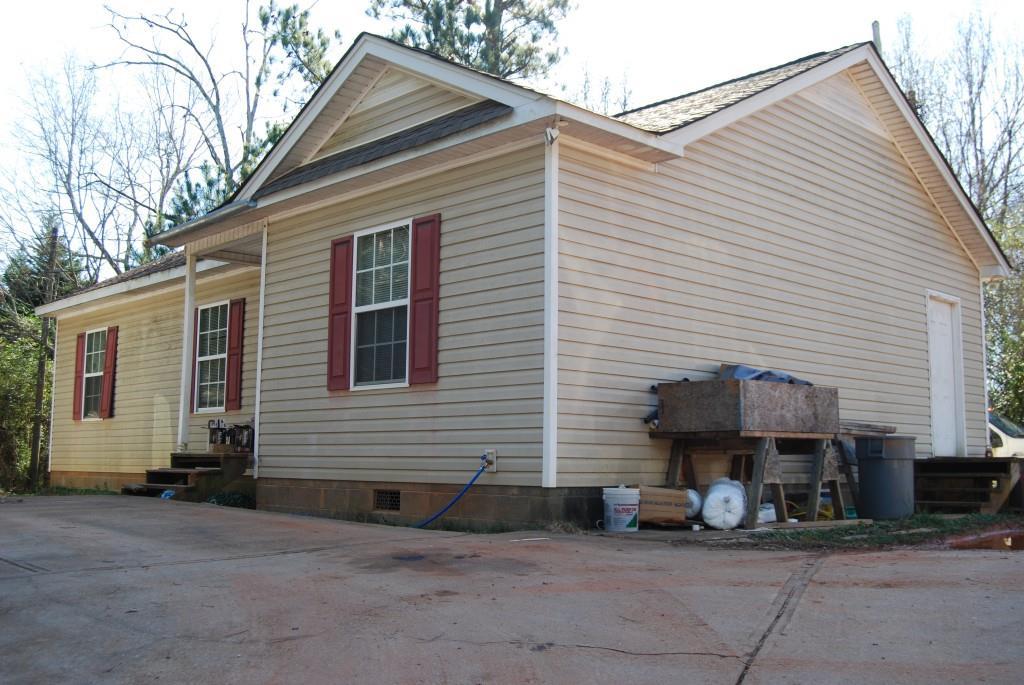 4436 Flat Creek Dr., Gainesville, GA 30504