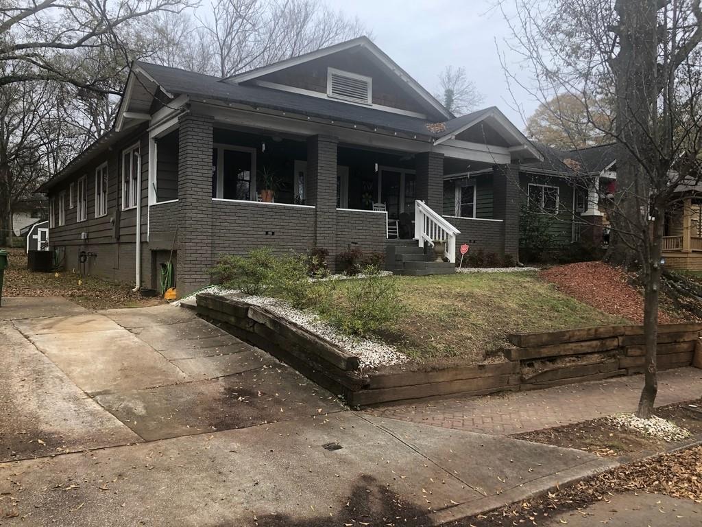 975 Beecher St., Atlanta, GA 30310