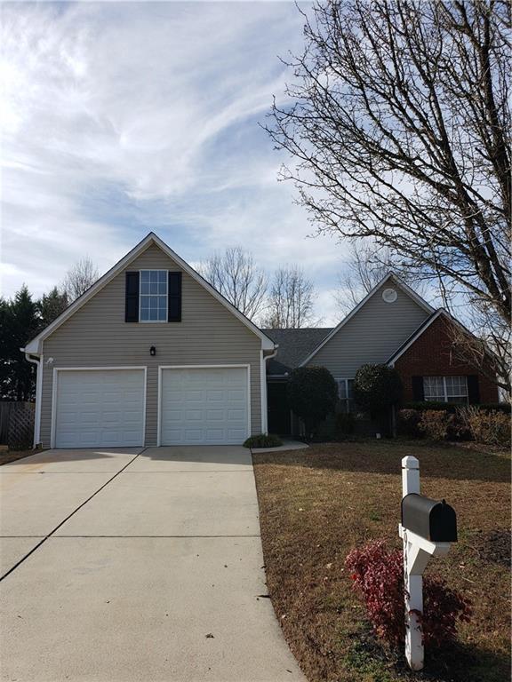 3944 Riverstone Dr., Suwanee, GA 30024