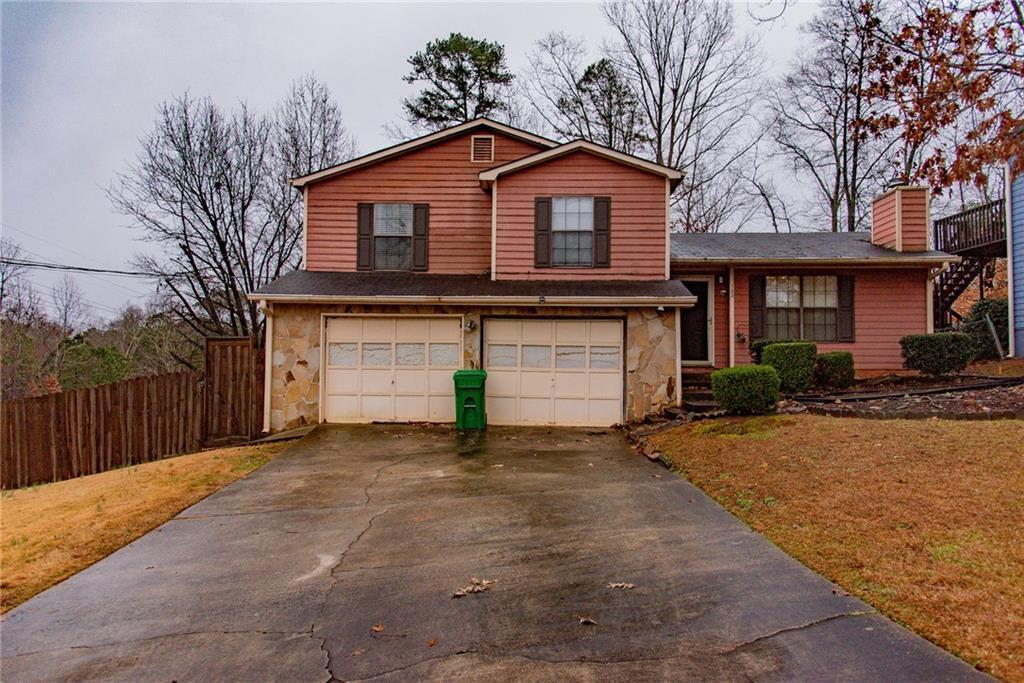 733 Pepperwood Tr., Stone Mountain, GA 30087