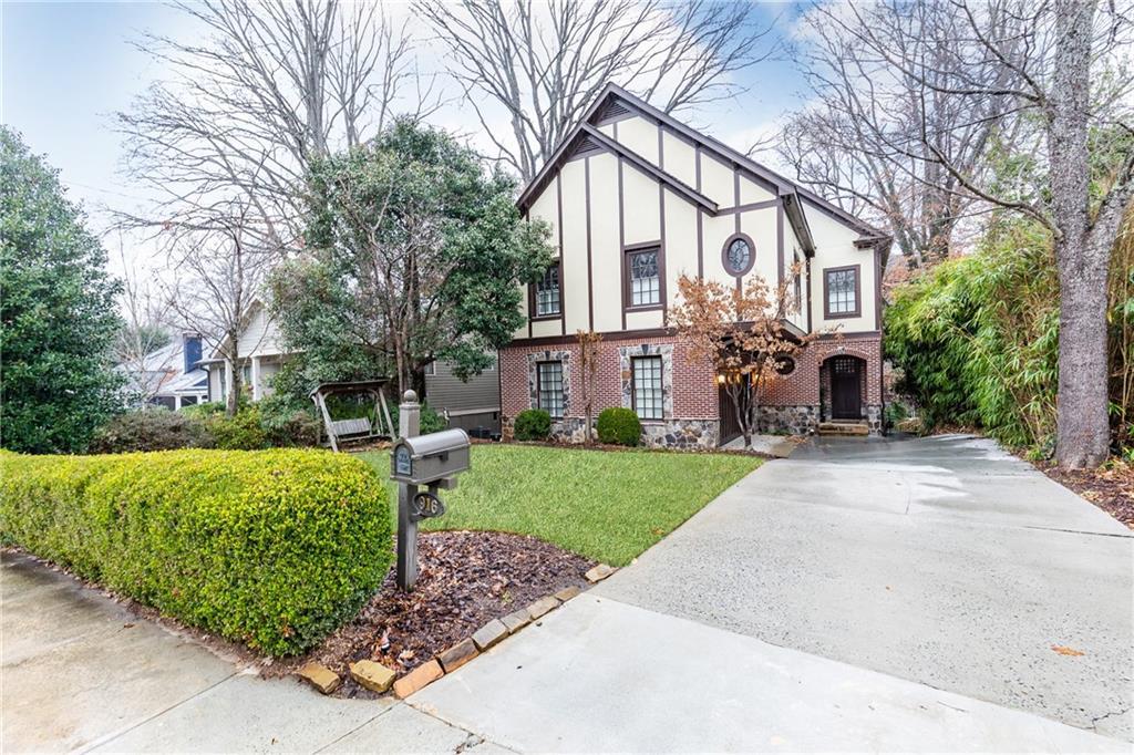 916 Los Angeles Ave., Atlanta, GA 30306