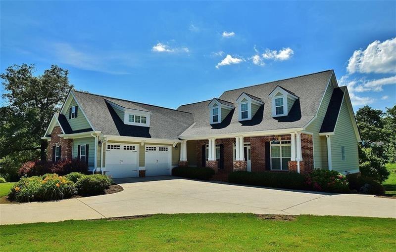 5679 Britt Whitmire Rd., Gainesville, GA 30506