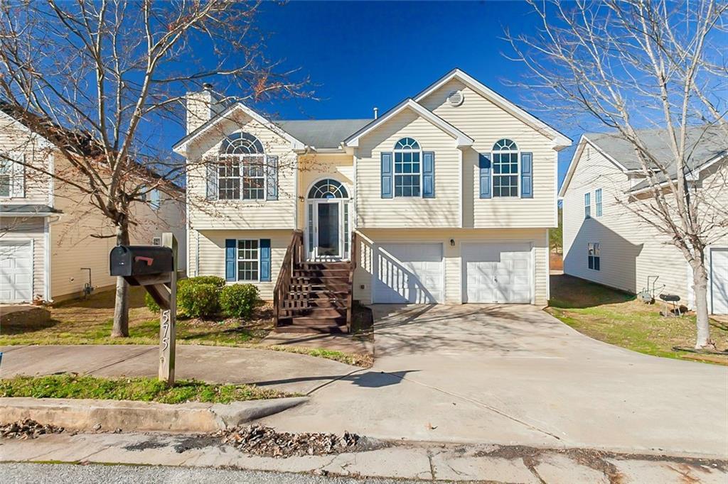 575 Amish Ave., Riverdale, GA 30296