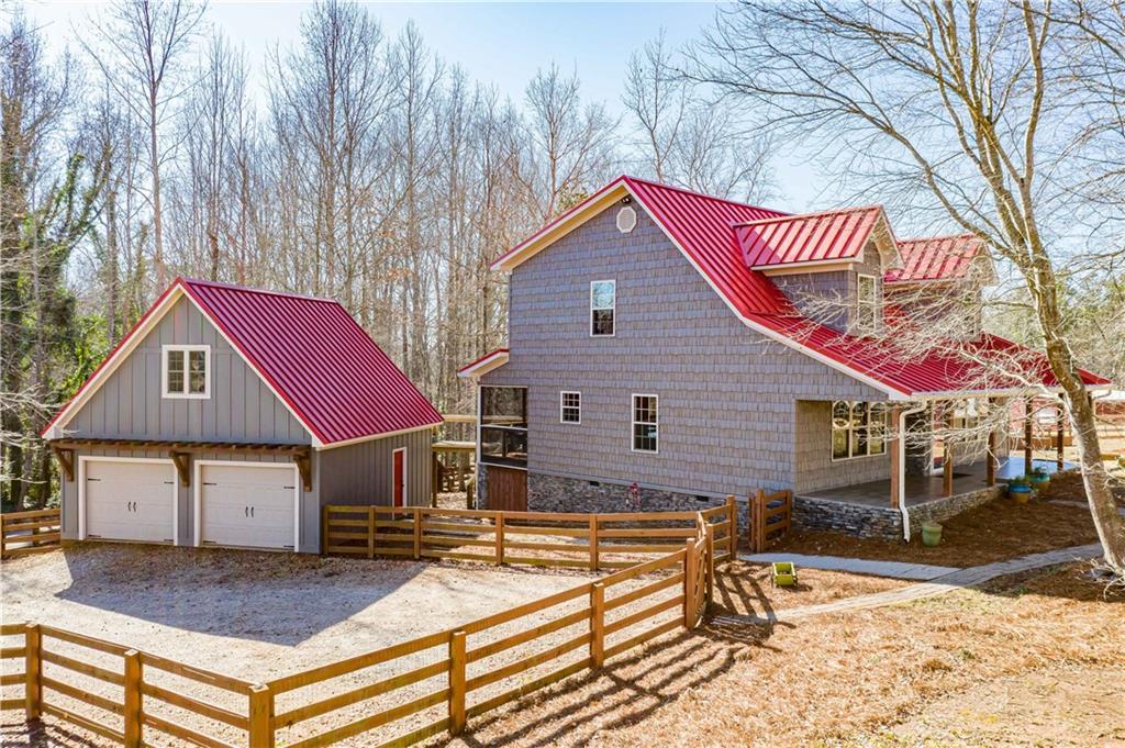 821 Liberty Church Rd., Carrollton, GA 30116
