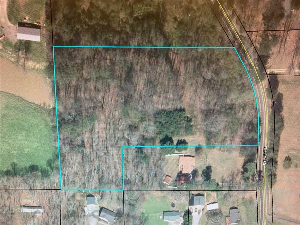 580 Tilley Rd., Talking Rock, GA 30175