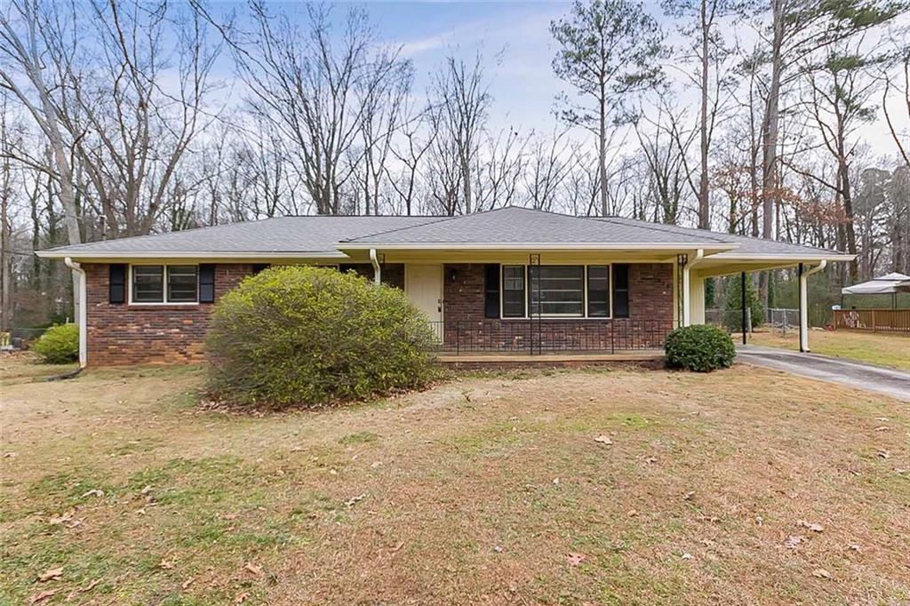 578 Creek View Dr., Lawrenceville, GA 30044