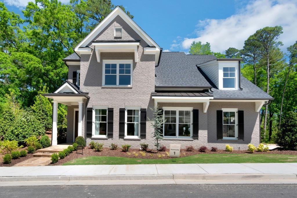 1700 Barclay Close, Atlanta, GA 30318