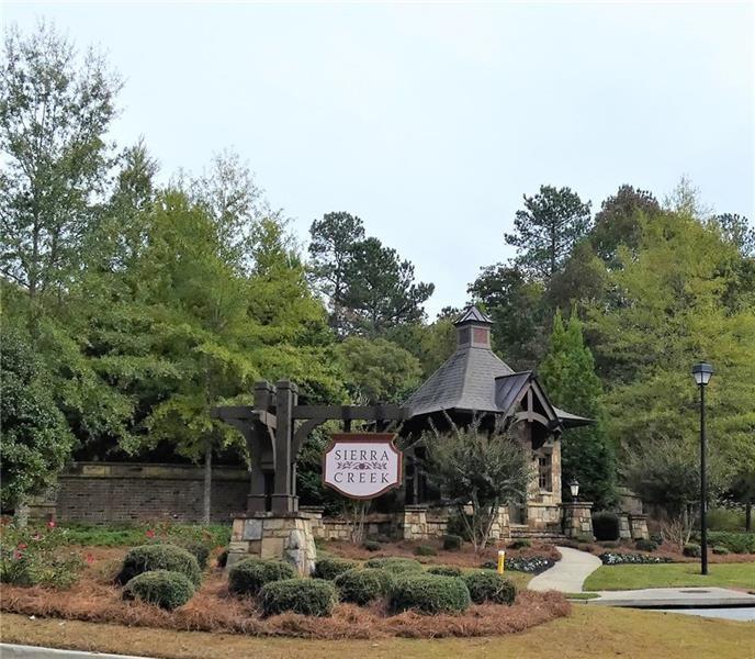4182 Mulberry Pass Dr., Hoschton, GA 30548
