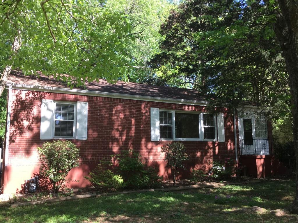 671 Sunstede Dr., Decatur, GA 30033