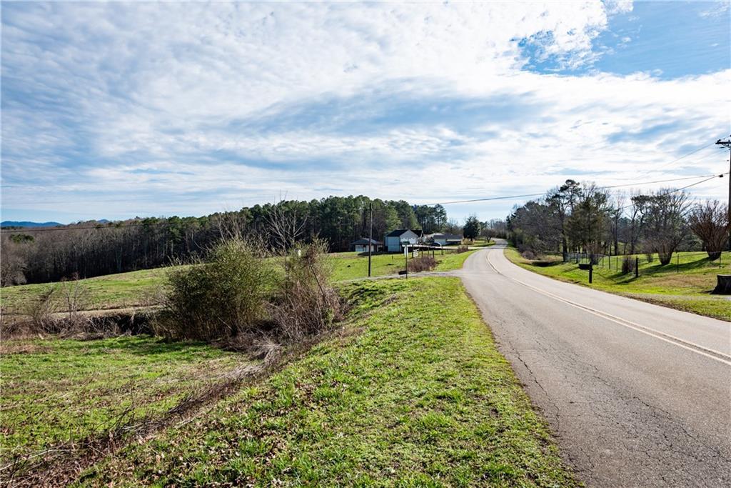 1 Carver Mill Rd., Talking Rock, GA 30175