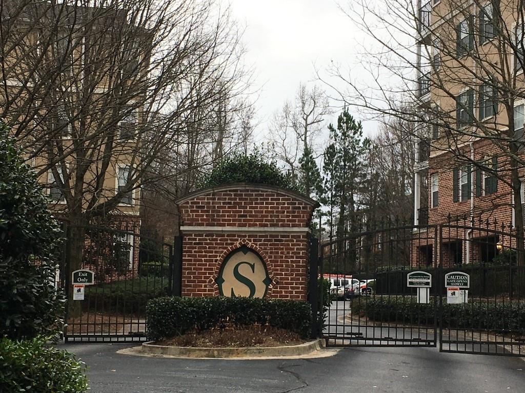 2107 Stratford Commons, Decatur, GA 30033