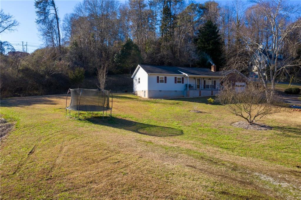 65 Oliver Dr., Dahlonega, GA 30533