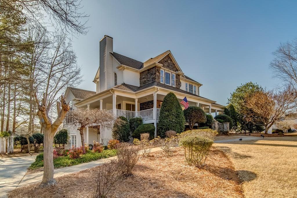 670 Lakeview Ln., Hiram, GA 30141