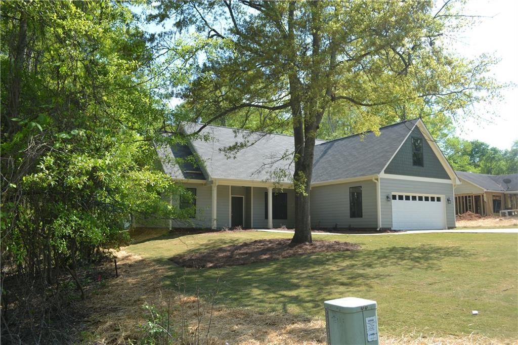 241 Martin Luther King Jr Dr., Winder, GA 30680
