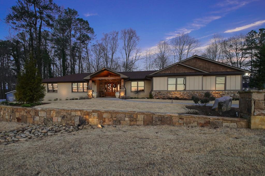 824 Mars Hill Rd., Kennesaw, GA 30152