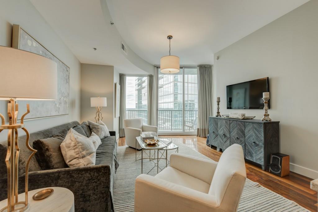 1080 Peachtree St. #1806, Atlanta, GA 30309