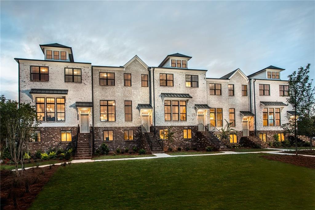 140 Fairview Cir., Roswell, GA 30076