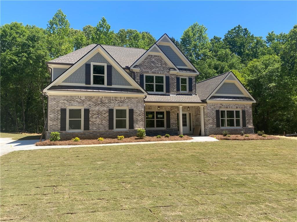 1214 Fairwinds Dr., Loganville, GA 30052
