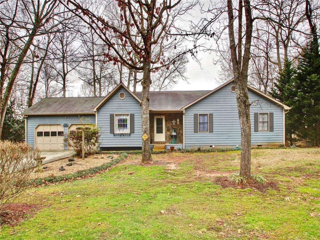 460 Bakers Bridge Cir., Douglasville, GA 30134