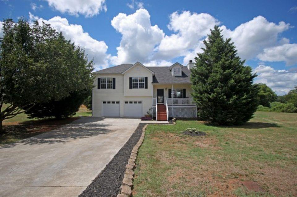 3 Court Crossing, Adairsville, GA 30103