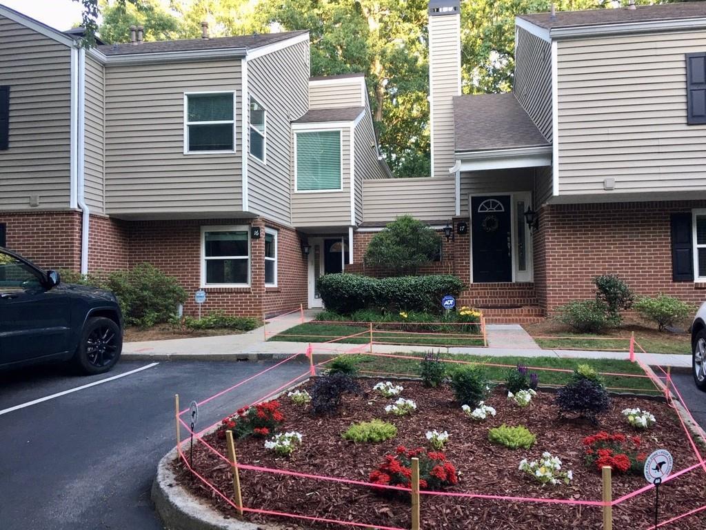 16 Dunwoody Springs Dr., Atlanta, GA 30328