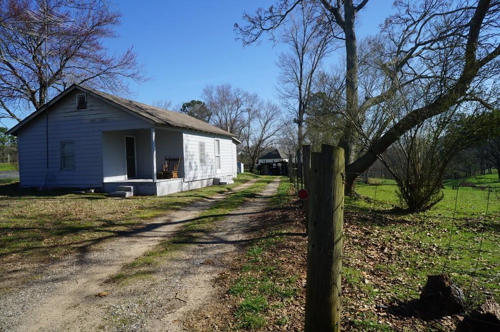 1153 Franklin Goldmine Rd., Cumming, GA 30028