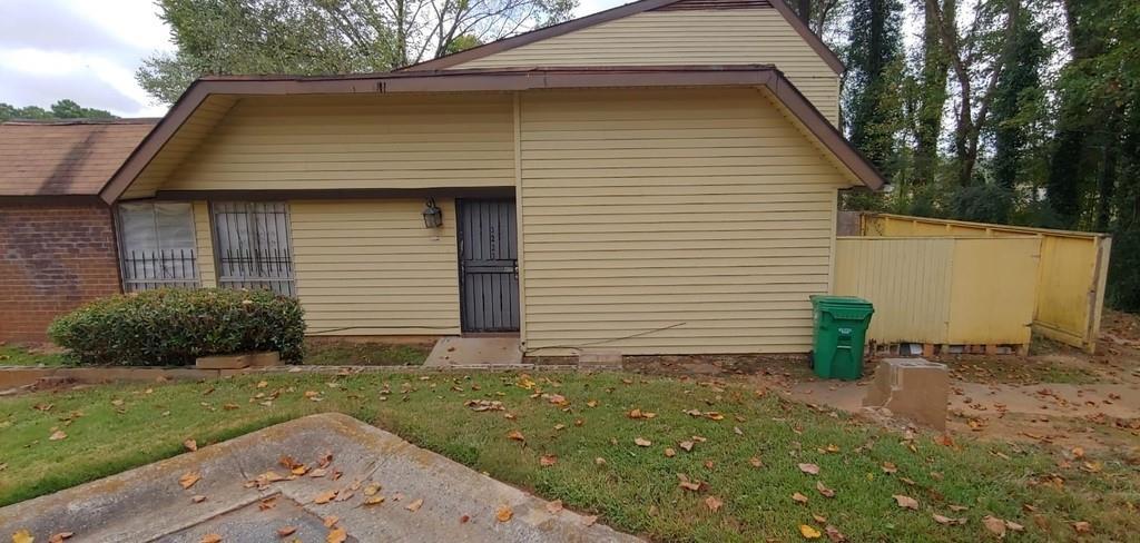 3223 Strawberry Ln., Decatur, GA 30034
