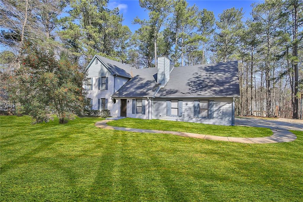 6932 Mason Creek Rd., Douglasville, GA 30135