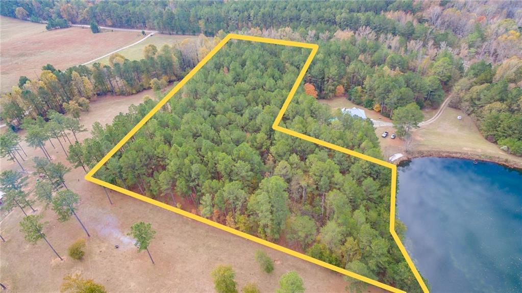 3031 Double Bridges Rd., Rutledge, GA 30663