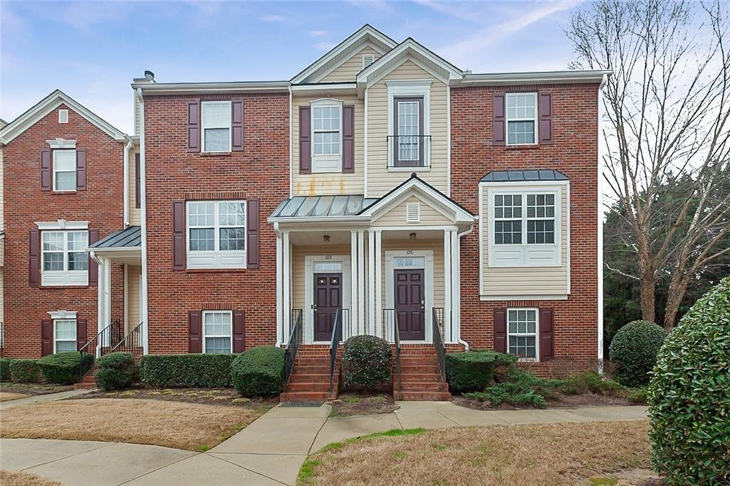 120 Weatherstone Square Dr., Woodstock, GA 30188