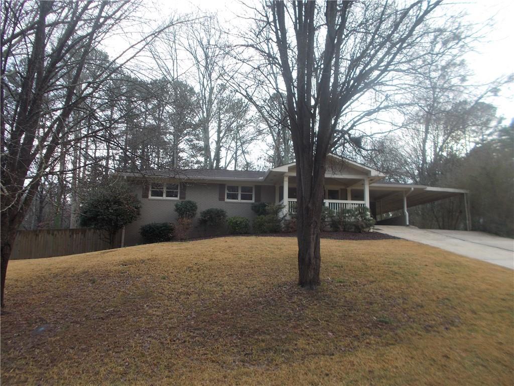 124 Pineland Dr., Smyrna, GA 30082