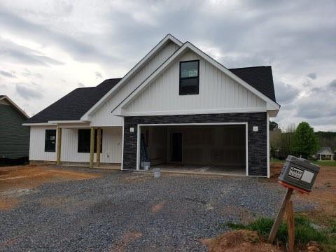 223 Lakecrest Cir., Calhoun, GA 30701