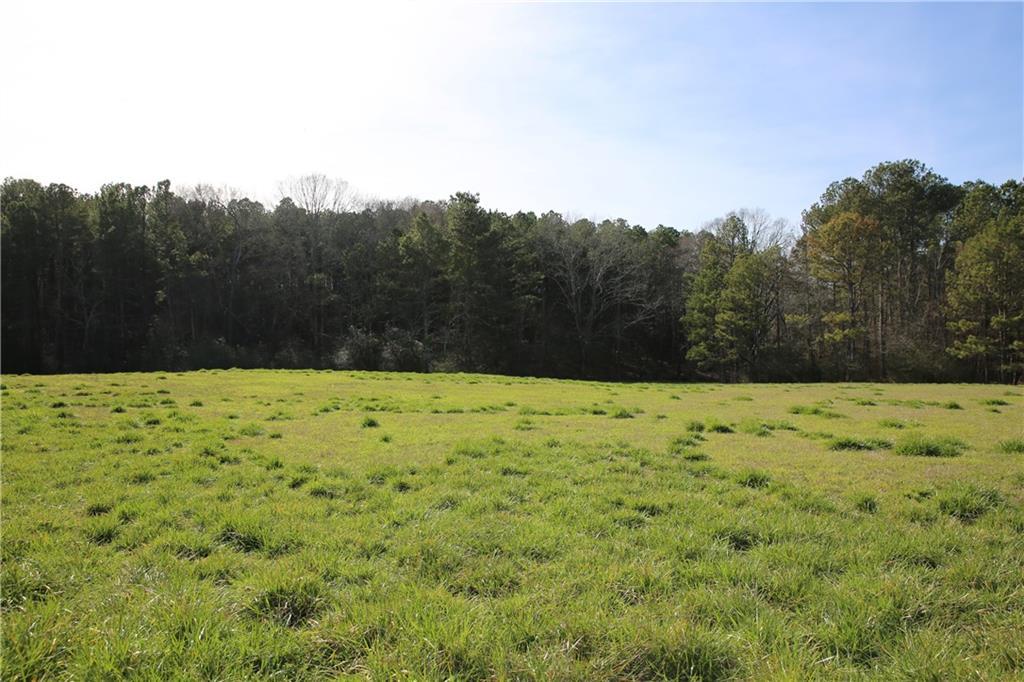 359 W Oak Grove Rd., Adairsville, GA 30103