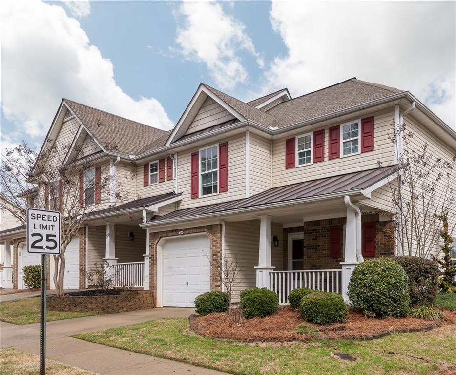 221 Fox Creek Blvd., Woodstock, GA 30188