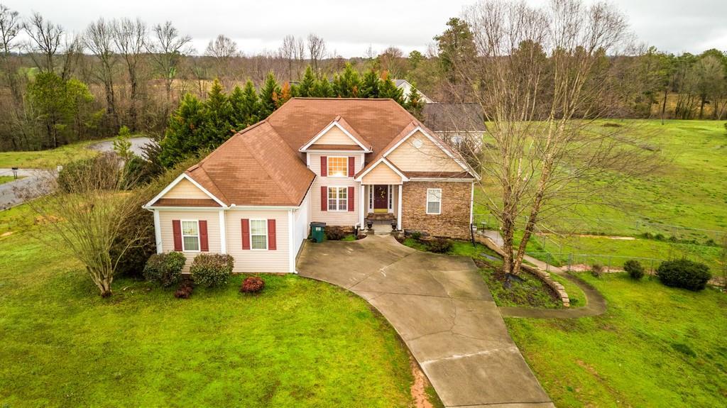 295 Rosewood Dr., Calhoun, GA 30701